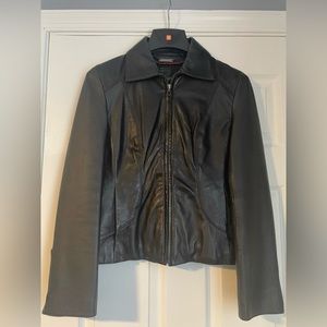 Wilson’s leather black leather jacket size small